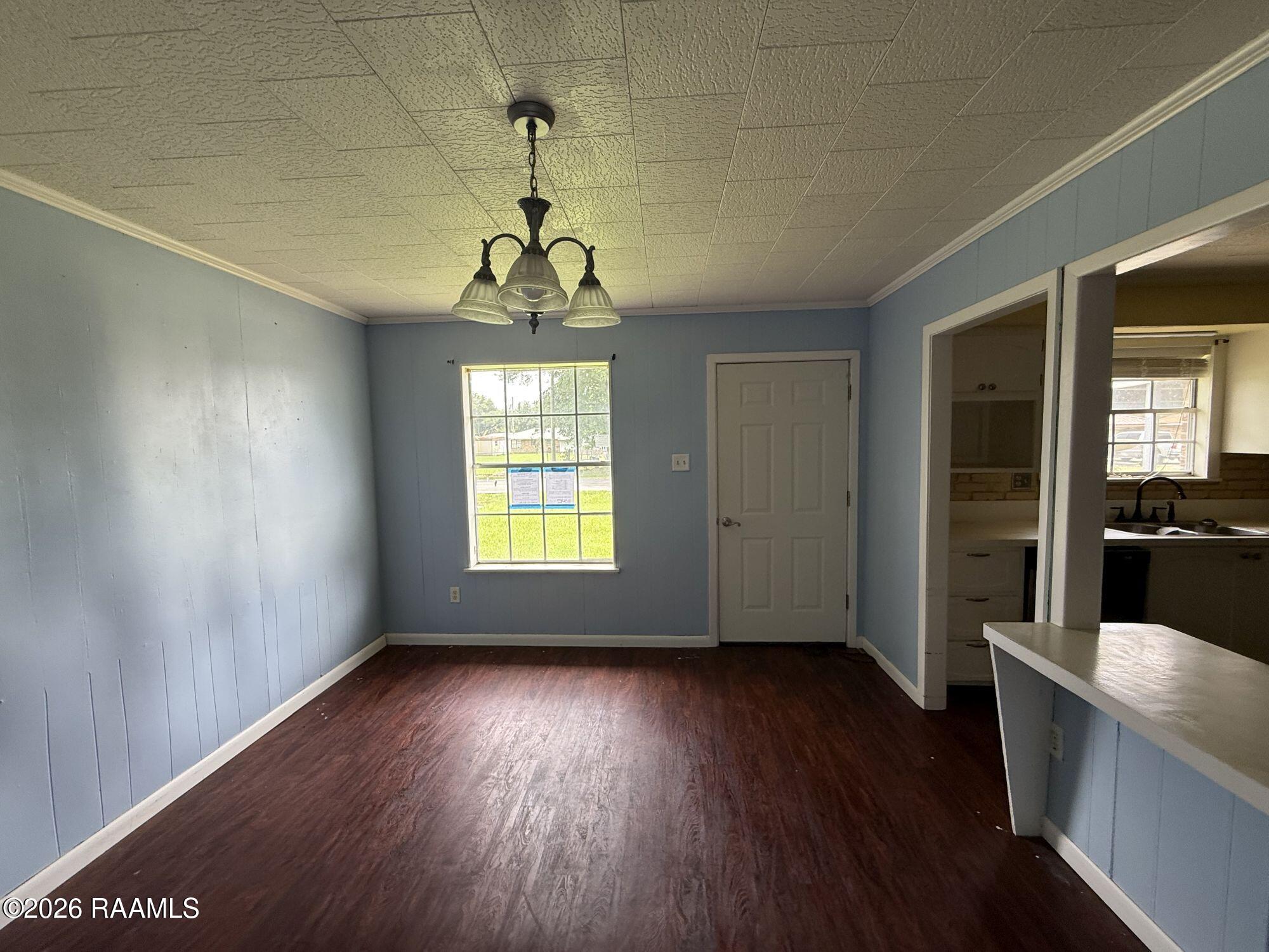 219 Blue Bonnet Drive