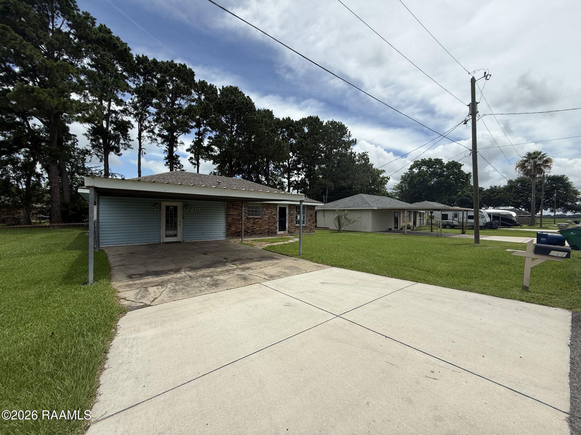 219 Blue Bonnet Drive
