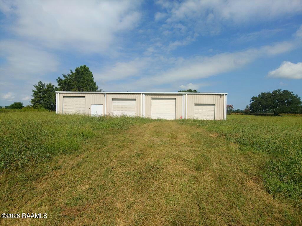 545 Coulee Lanoire Road