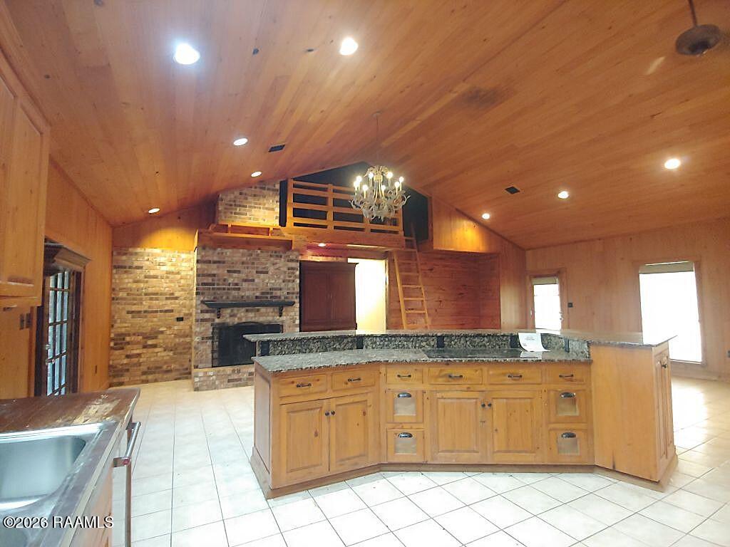 545 Coulee Lanoire Road