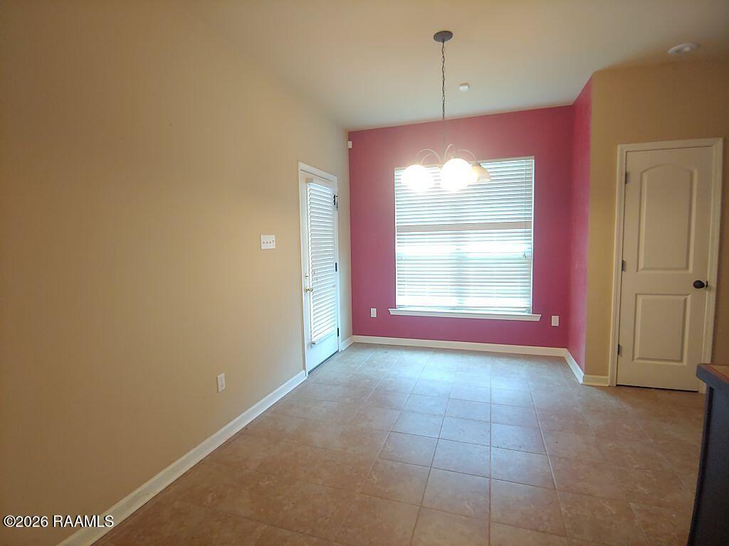 500 Magnolia Knee Drive