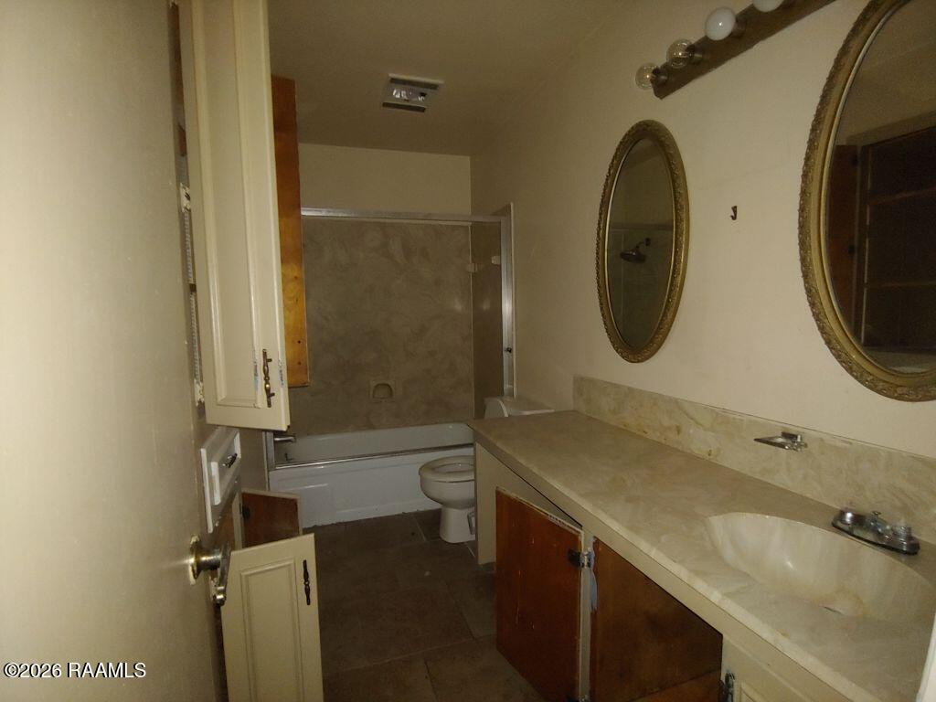 104 Rue Felicite
