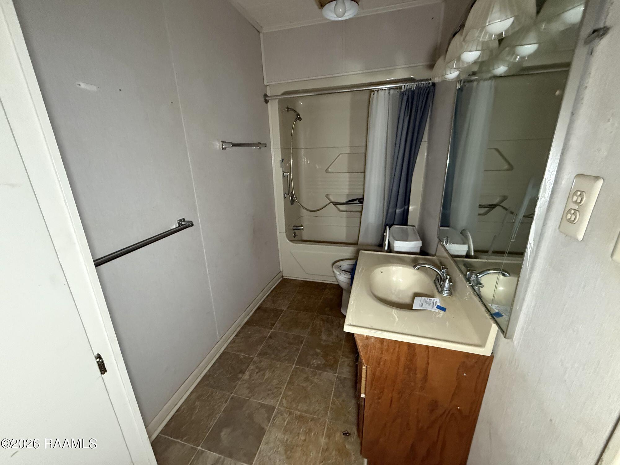 222 W 15th Street