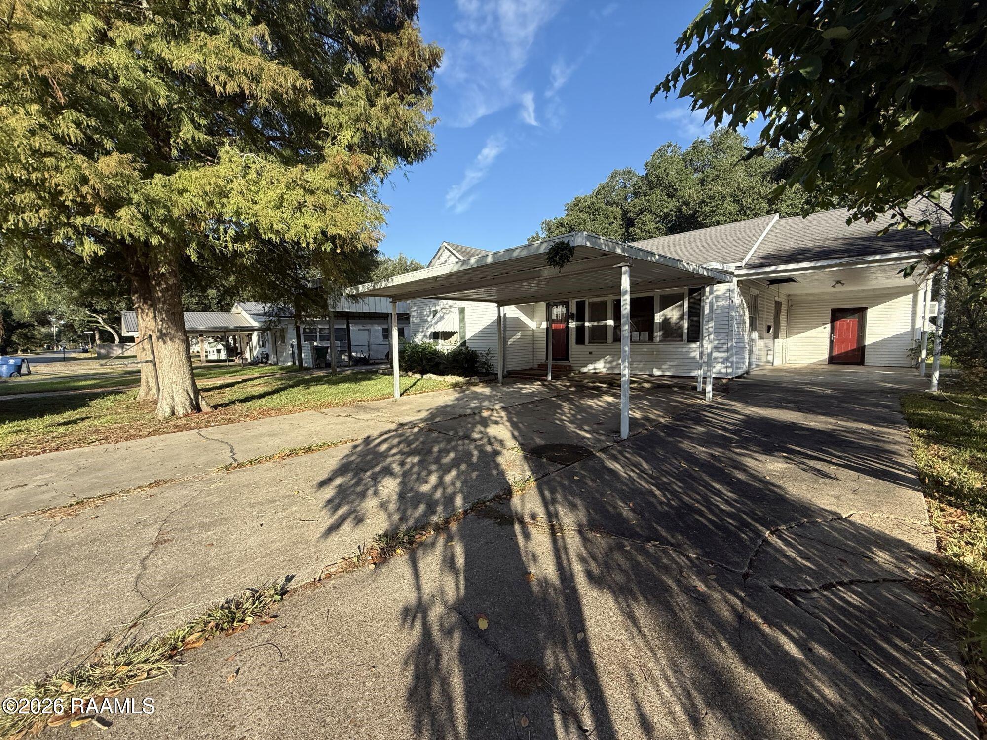 222 W 15th Street