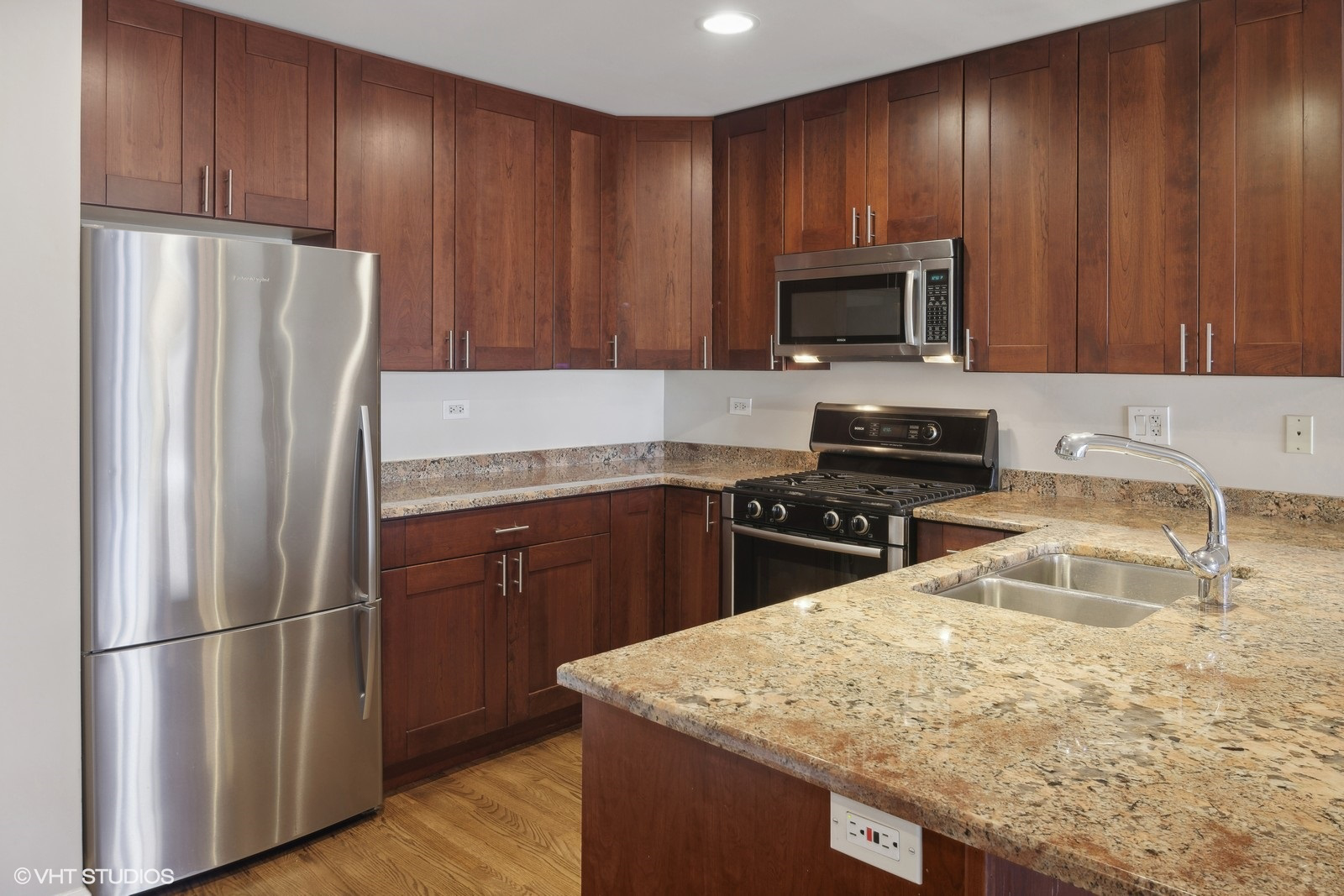 437 W North Avenue Unit 501