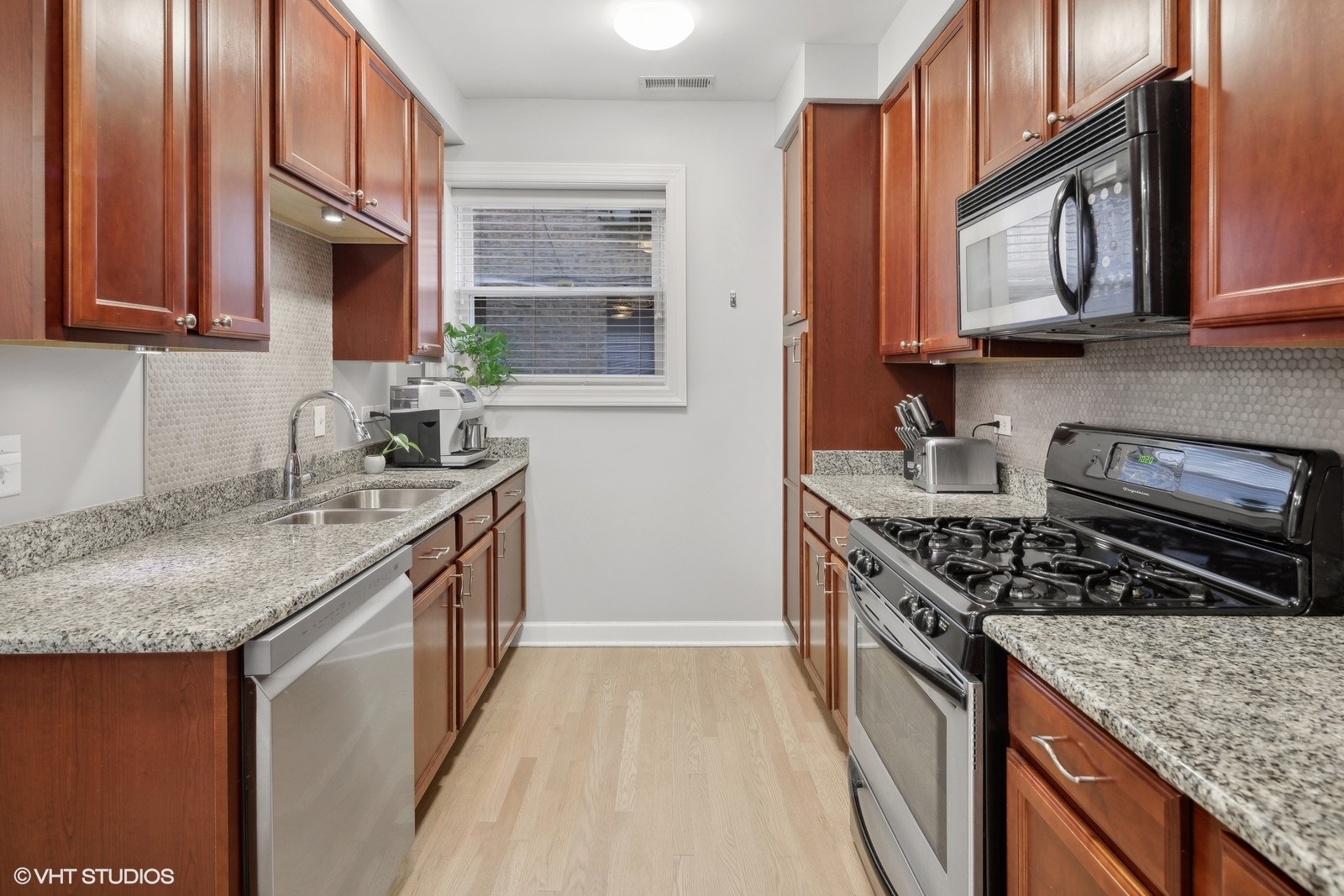 1324 W Hood Avenue Unit 1B
