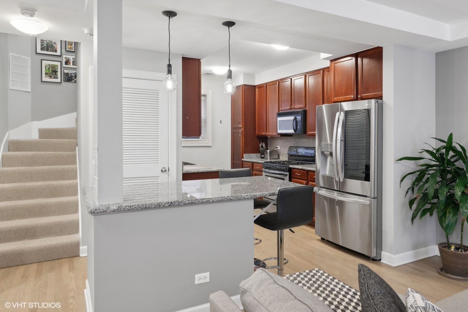 1324 W Hood Avenue Unit 1B