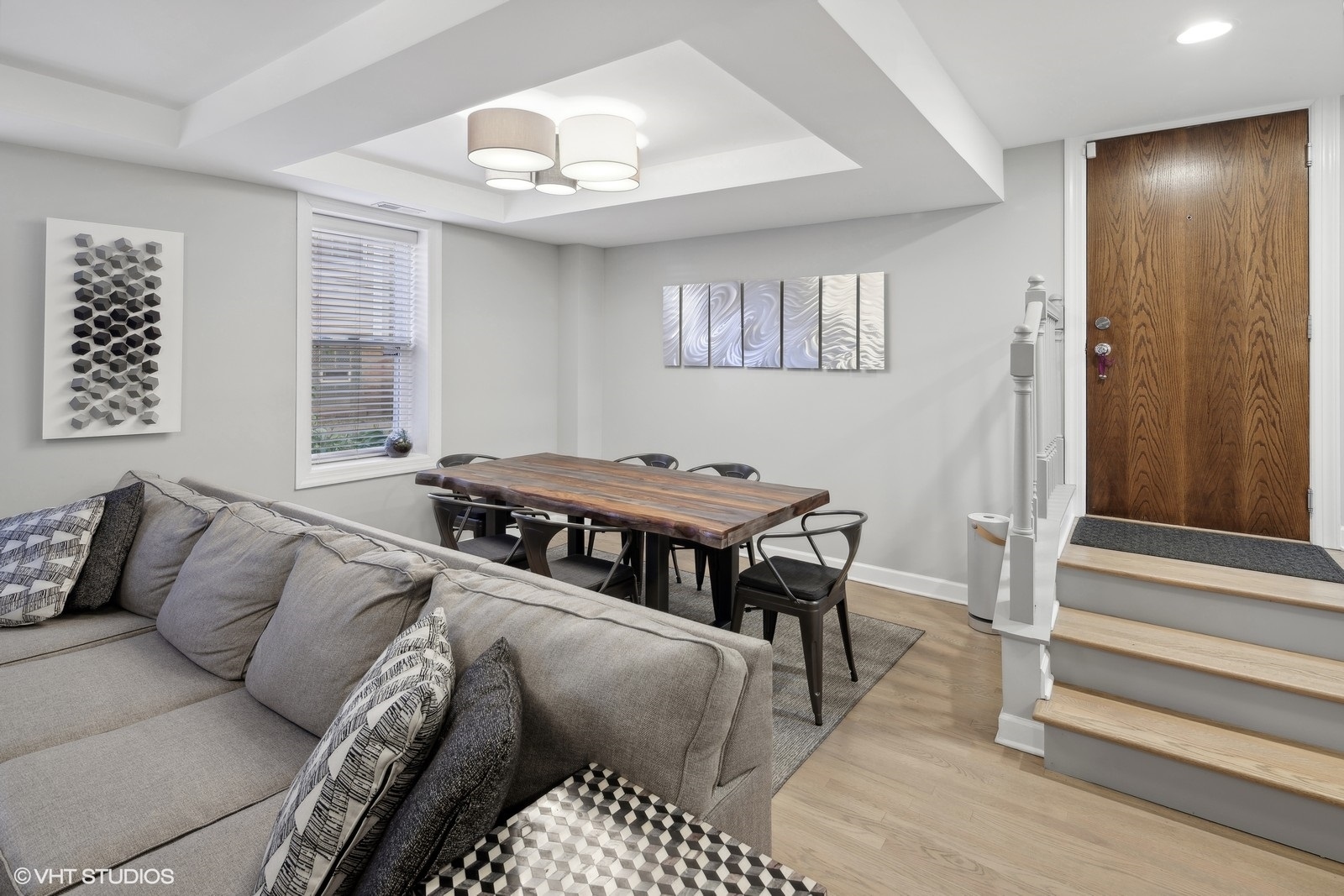 1324 W Hood Avenue Unit 1B