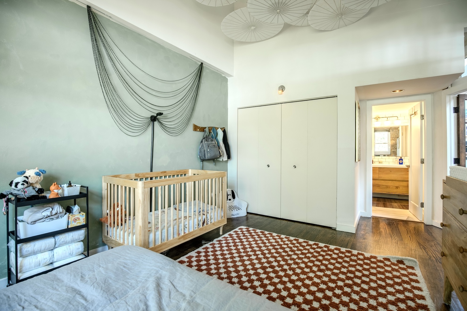 5823 N Ravenswood Avenue Unit: 205