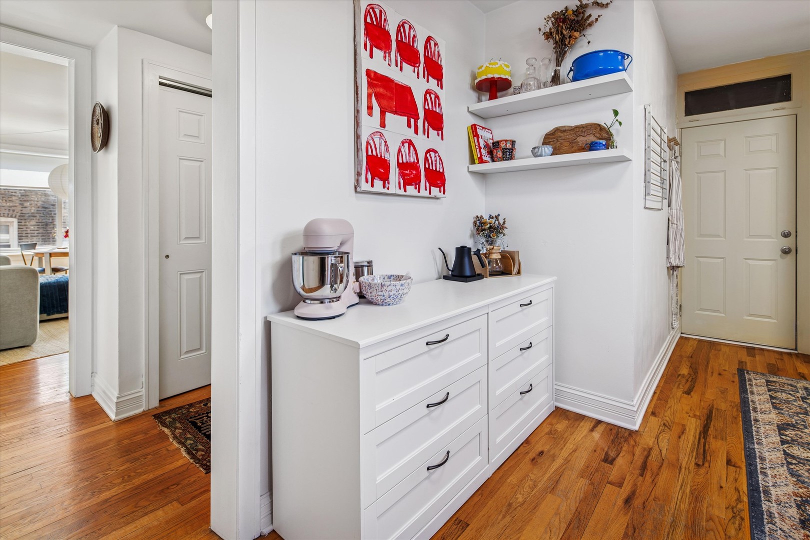 3039 N Troy Street Unit: 2E