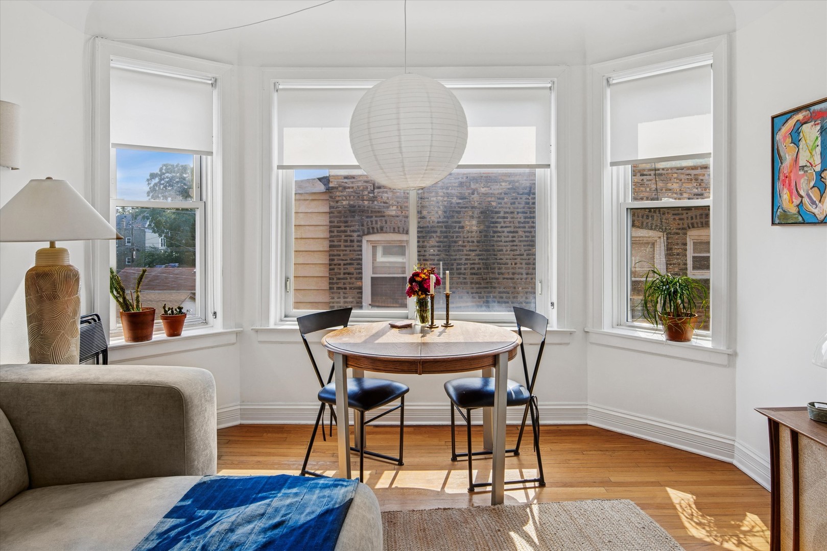 3039 N Troy Street Unit: 2E
