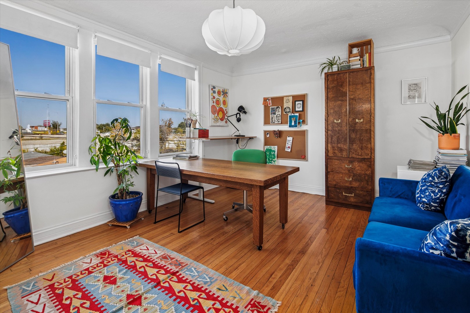 3039 N Troy Street Unit: 2E