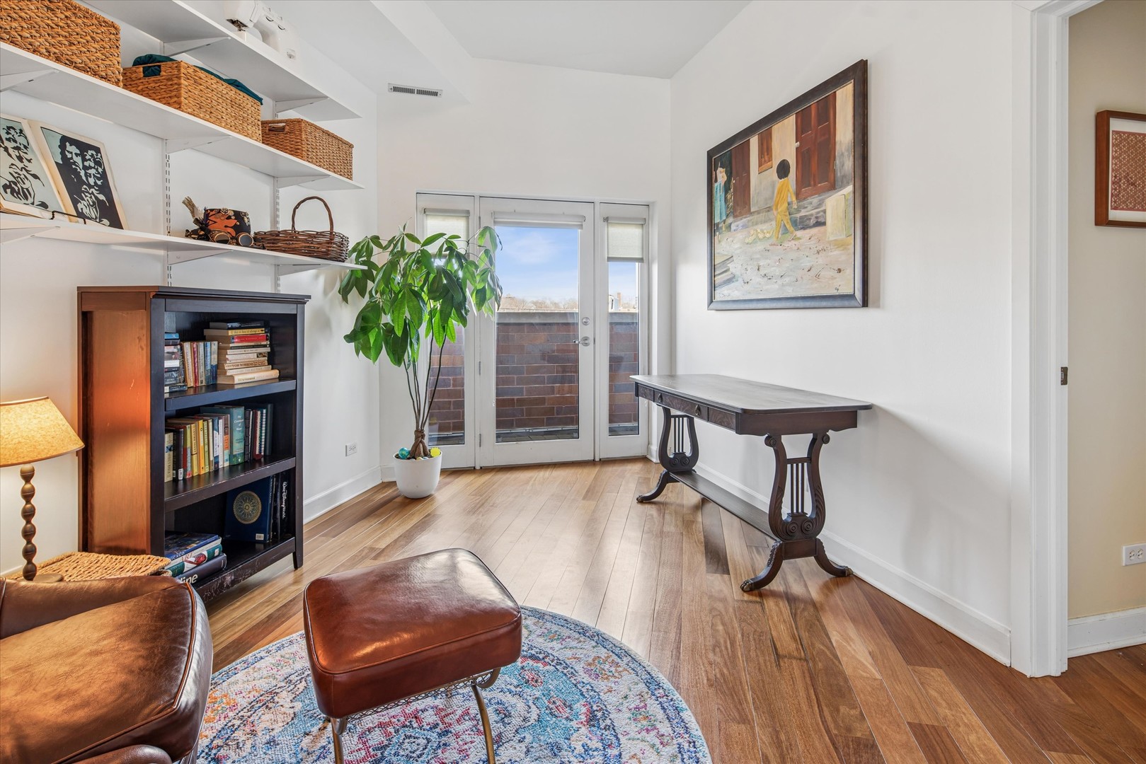 3741 N Wolcott Avenue Unit: 6