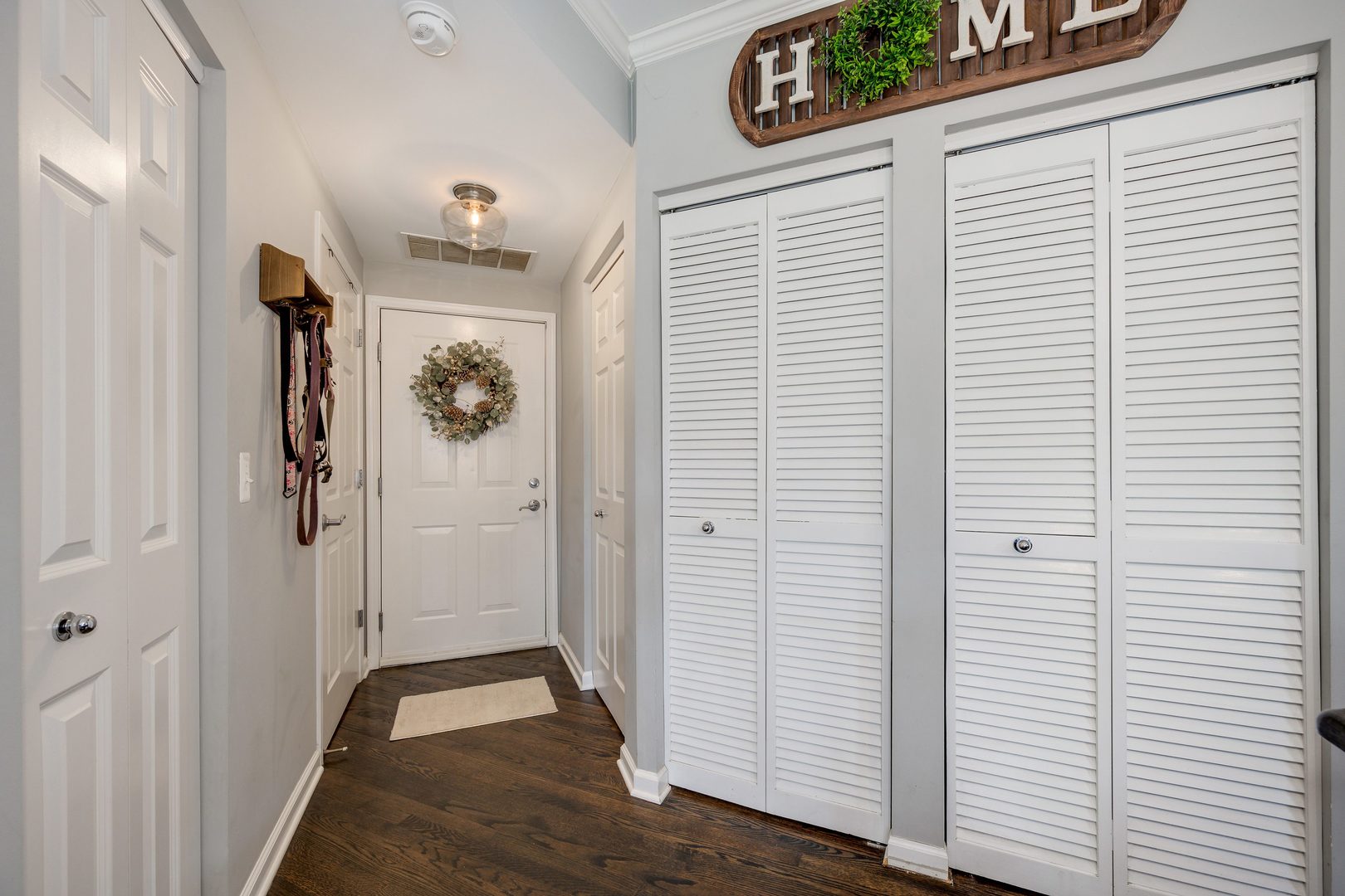 1446 N North Park Avenue Unit: 4R