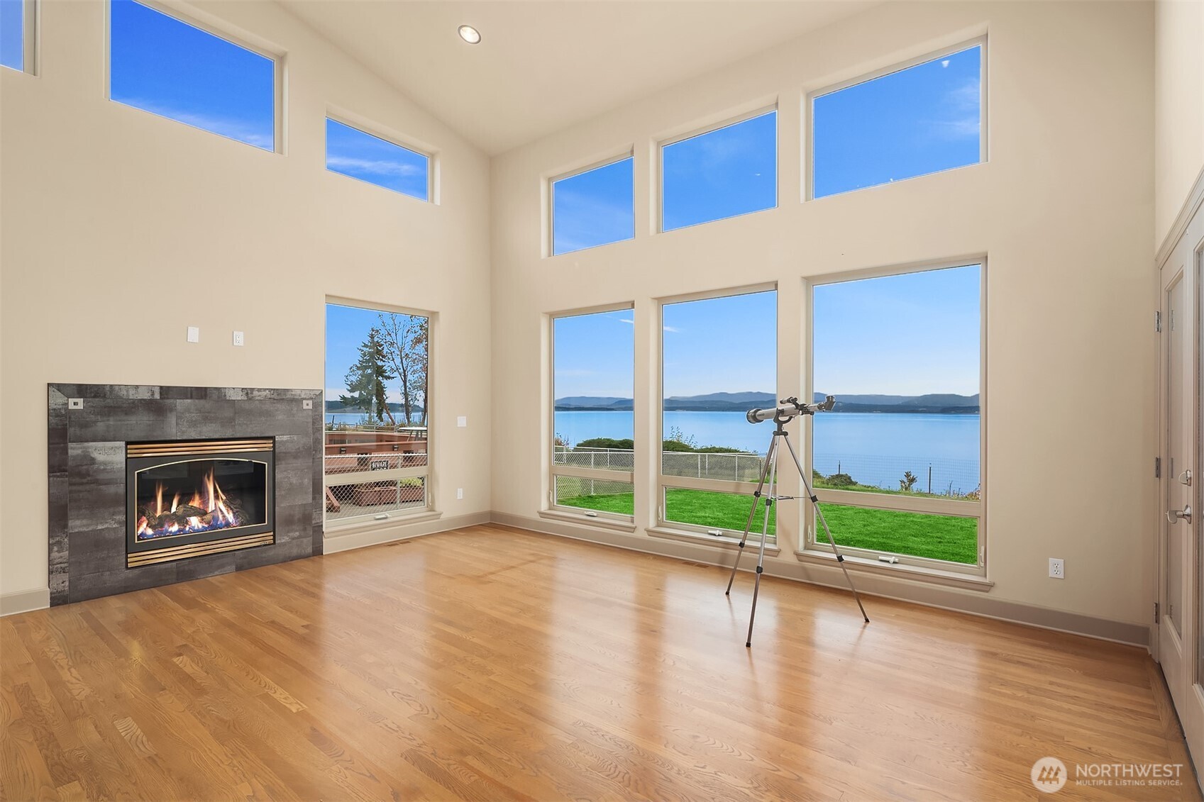 1639 S Country Club Drive