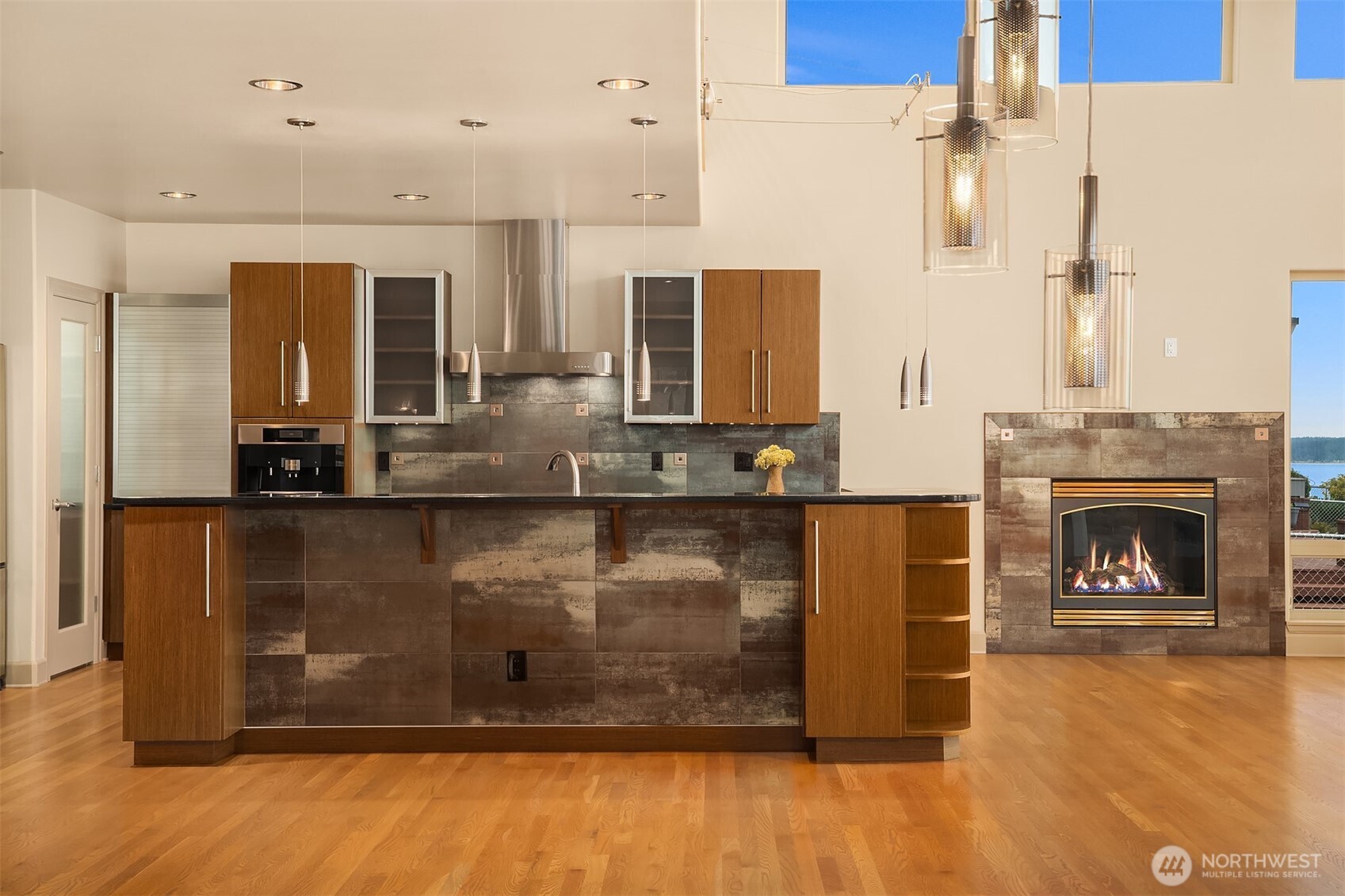 1639 S Country Club Drive