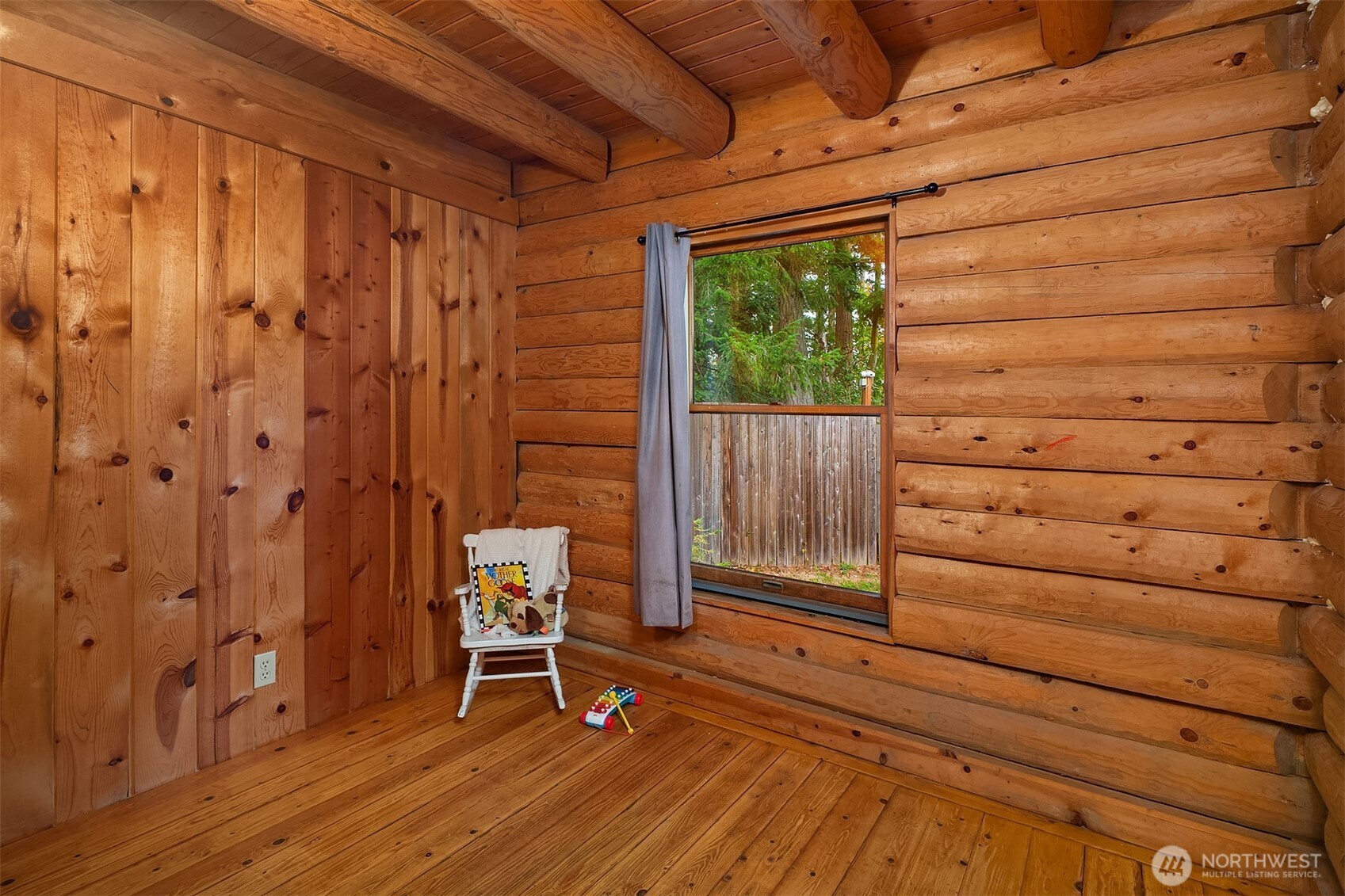 4 E Mountain View Road