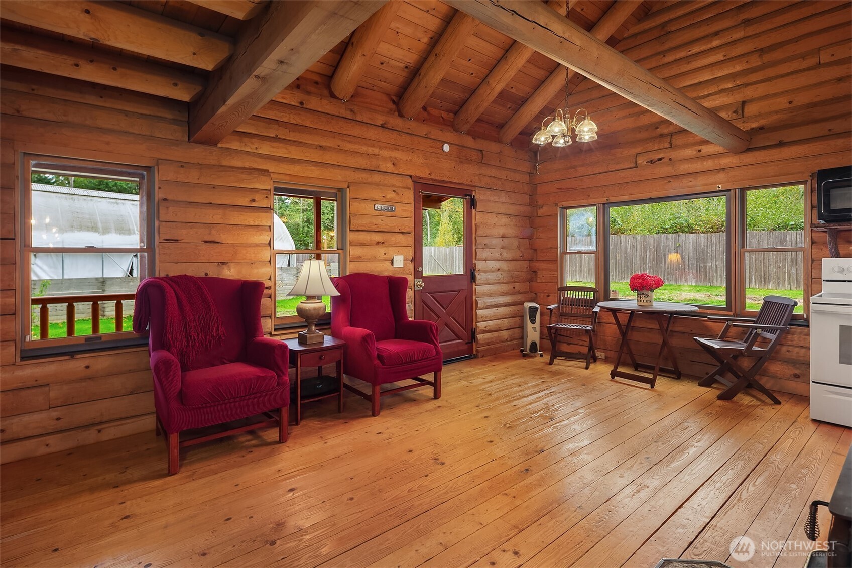 4 E Mountain View Road