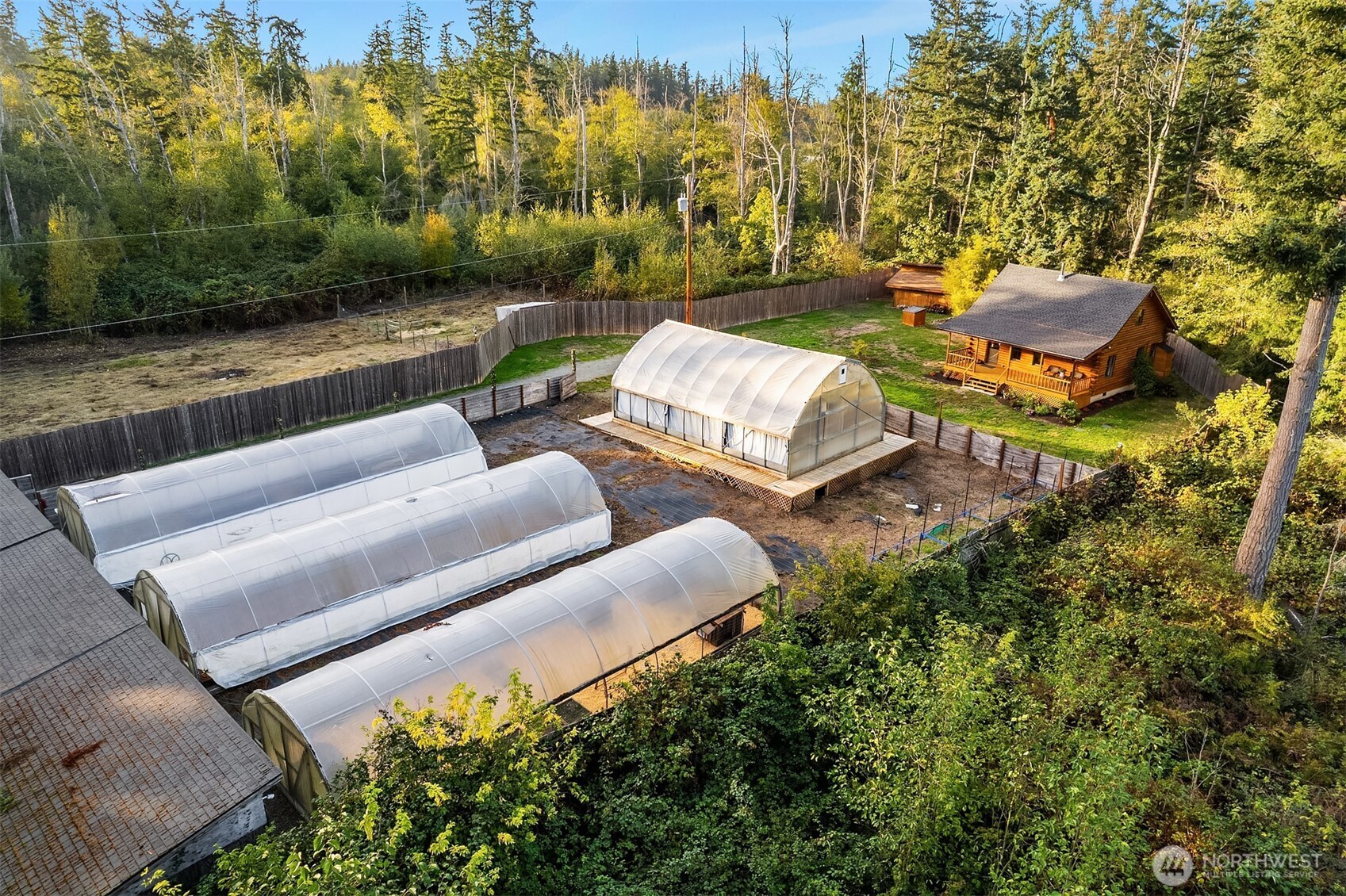 4 E Mountain View Road