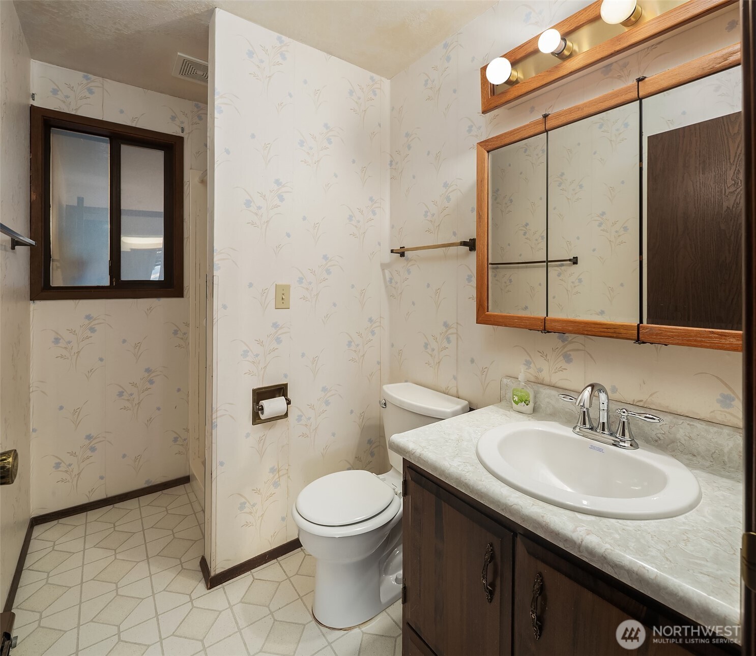 1156 S West Camano Drive