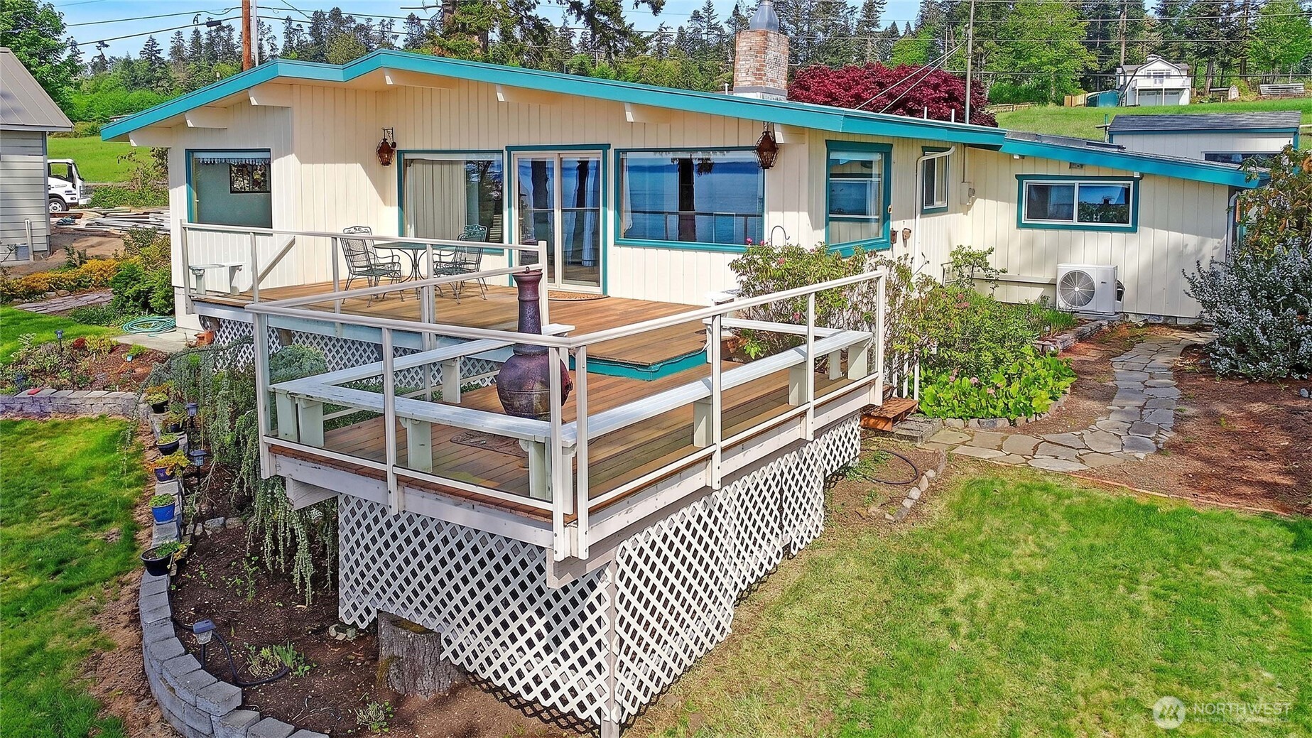 1246 SW Camano Drive