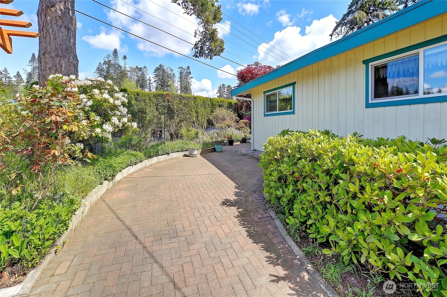 1246 SW Camano Drive