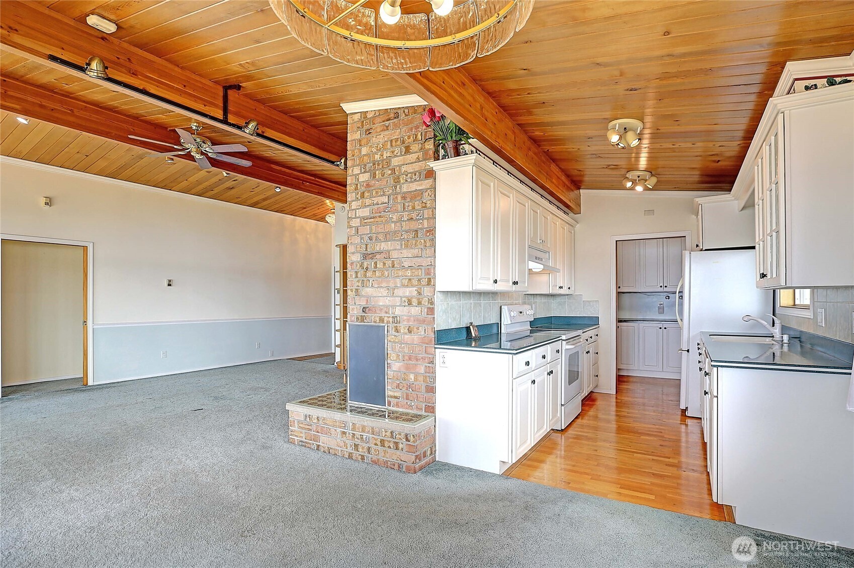 1246 SW Camano Drive