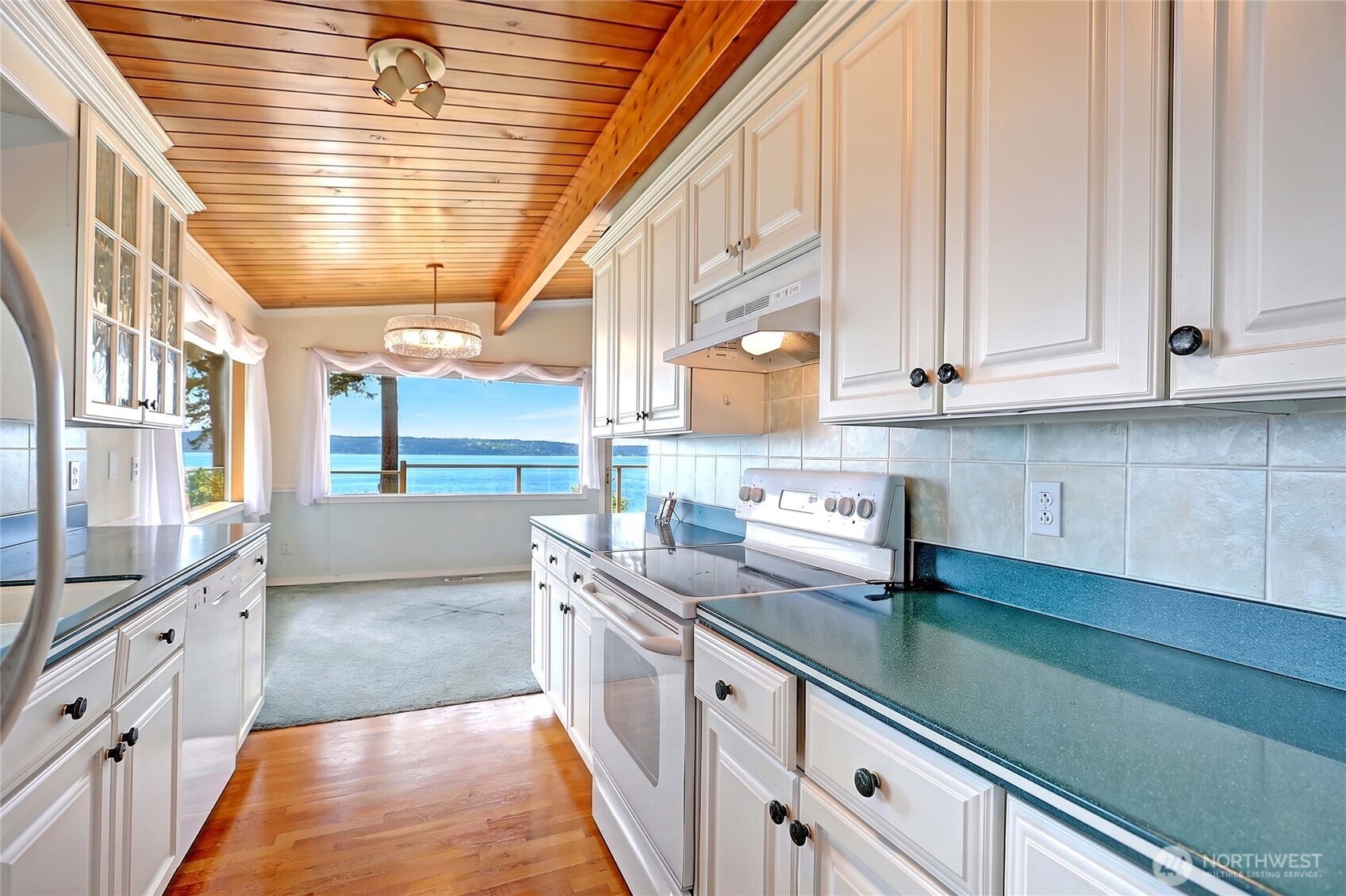 1246 SW Camano Drive