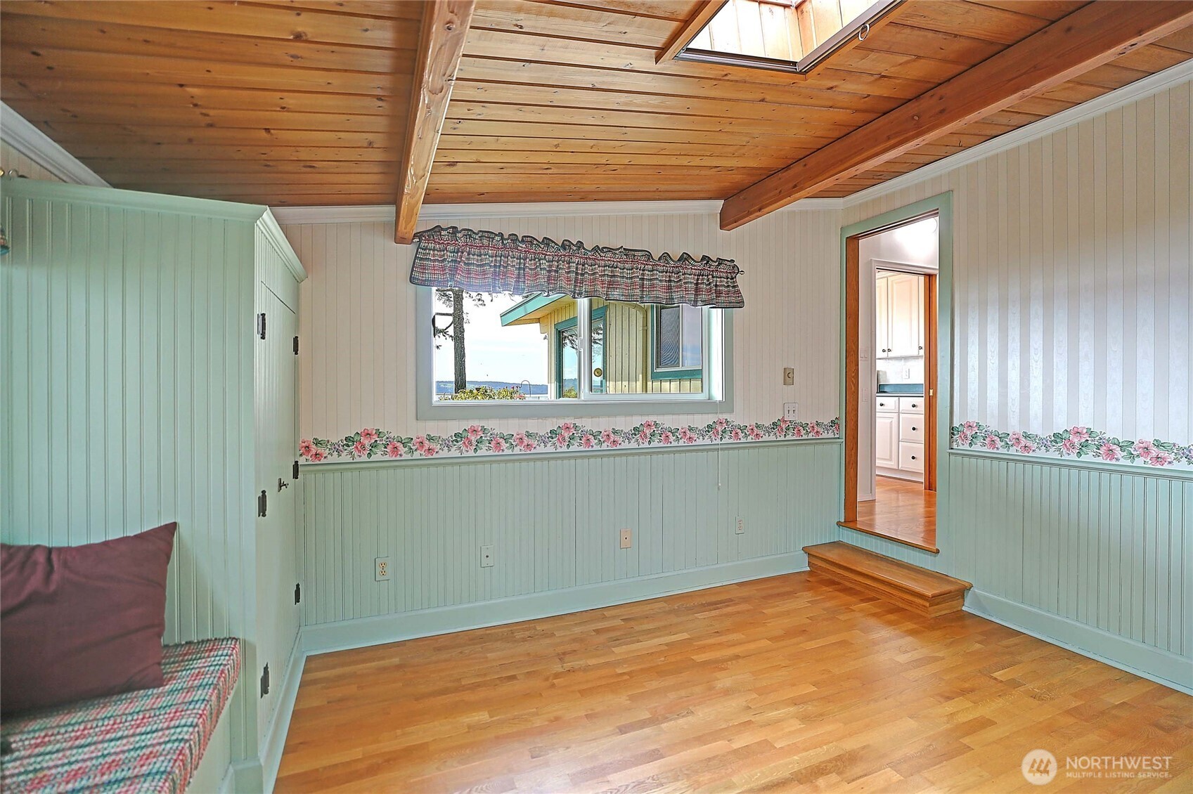 1246 SW Camano Drive