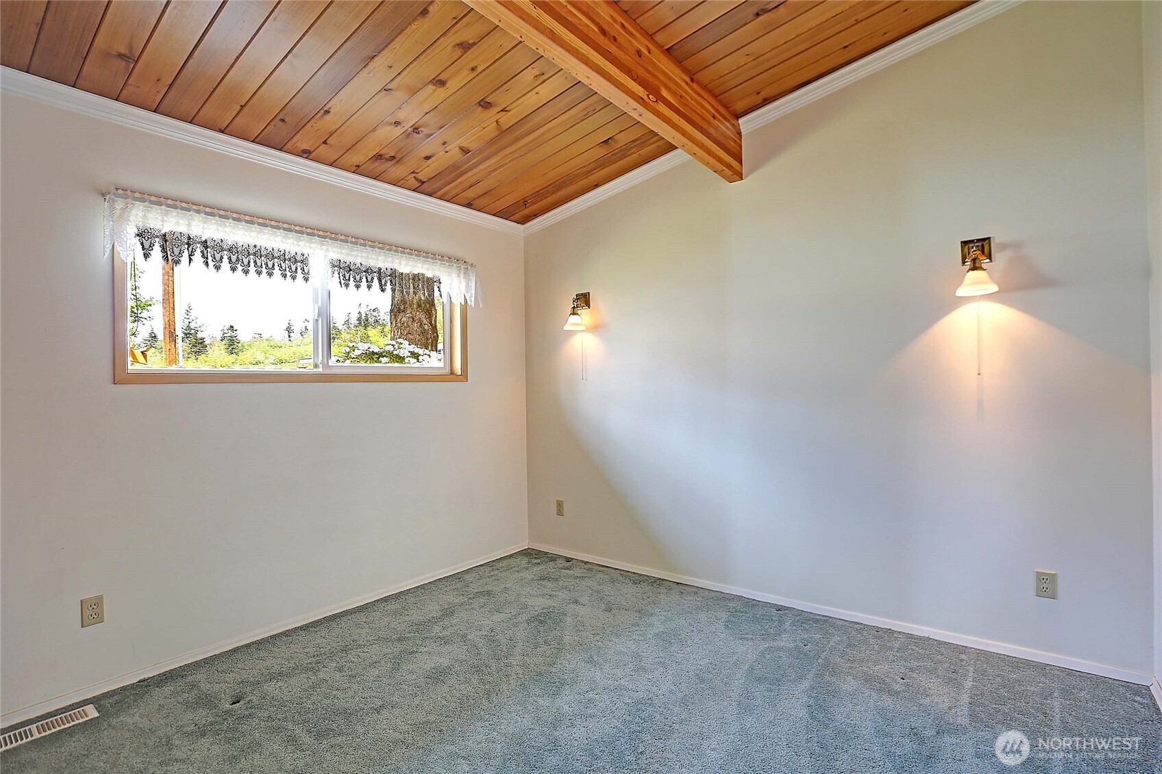 1246 SW Camano Drive
