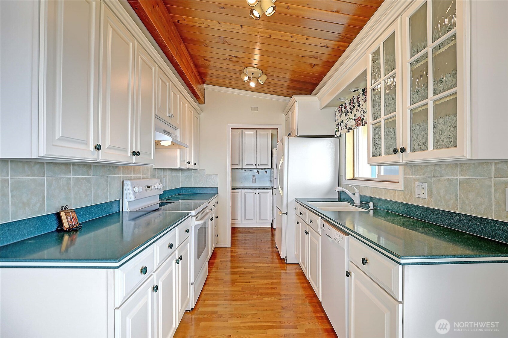 1246 SW Camano Drive