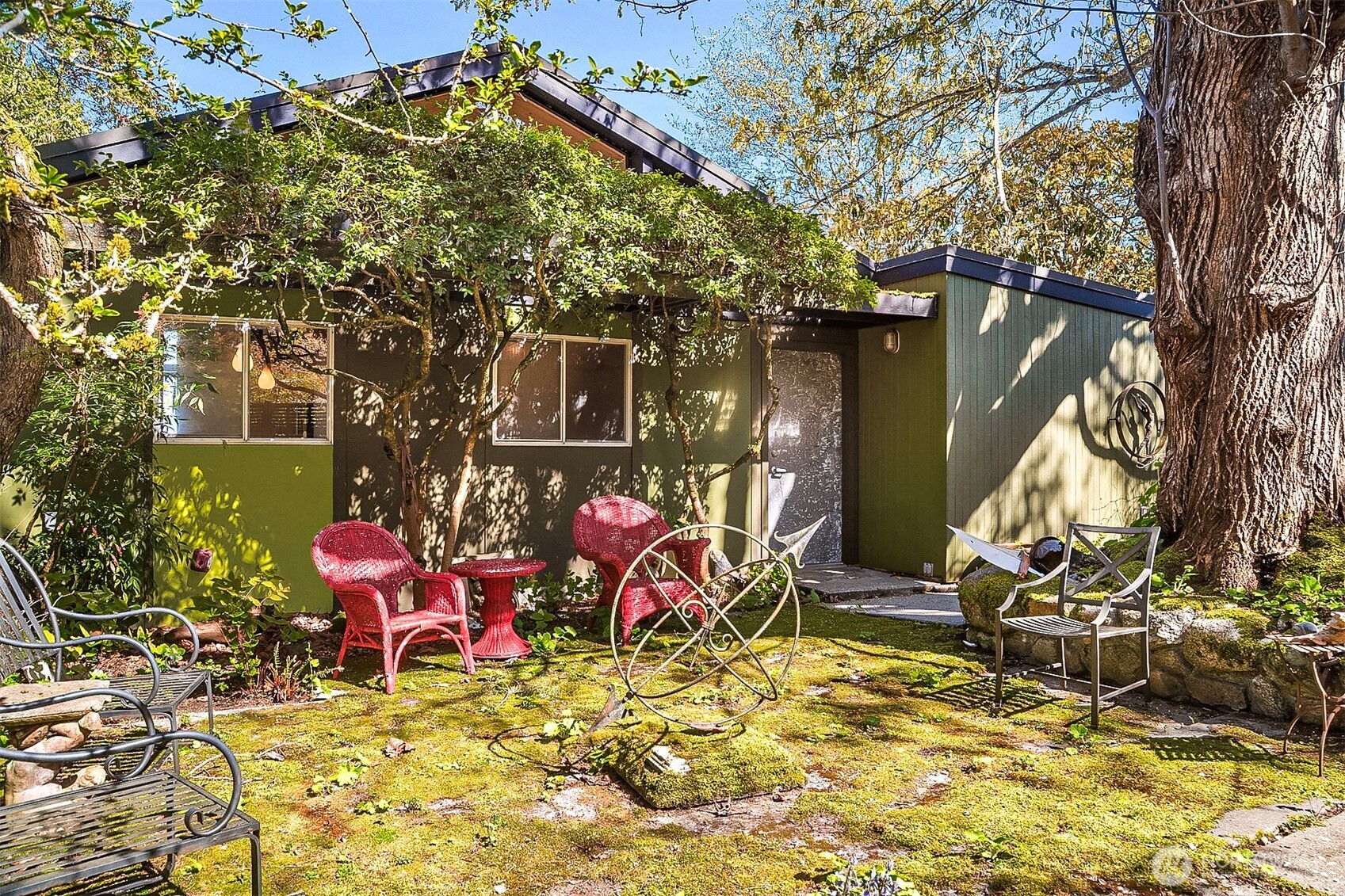 1363 Country Club Drive