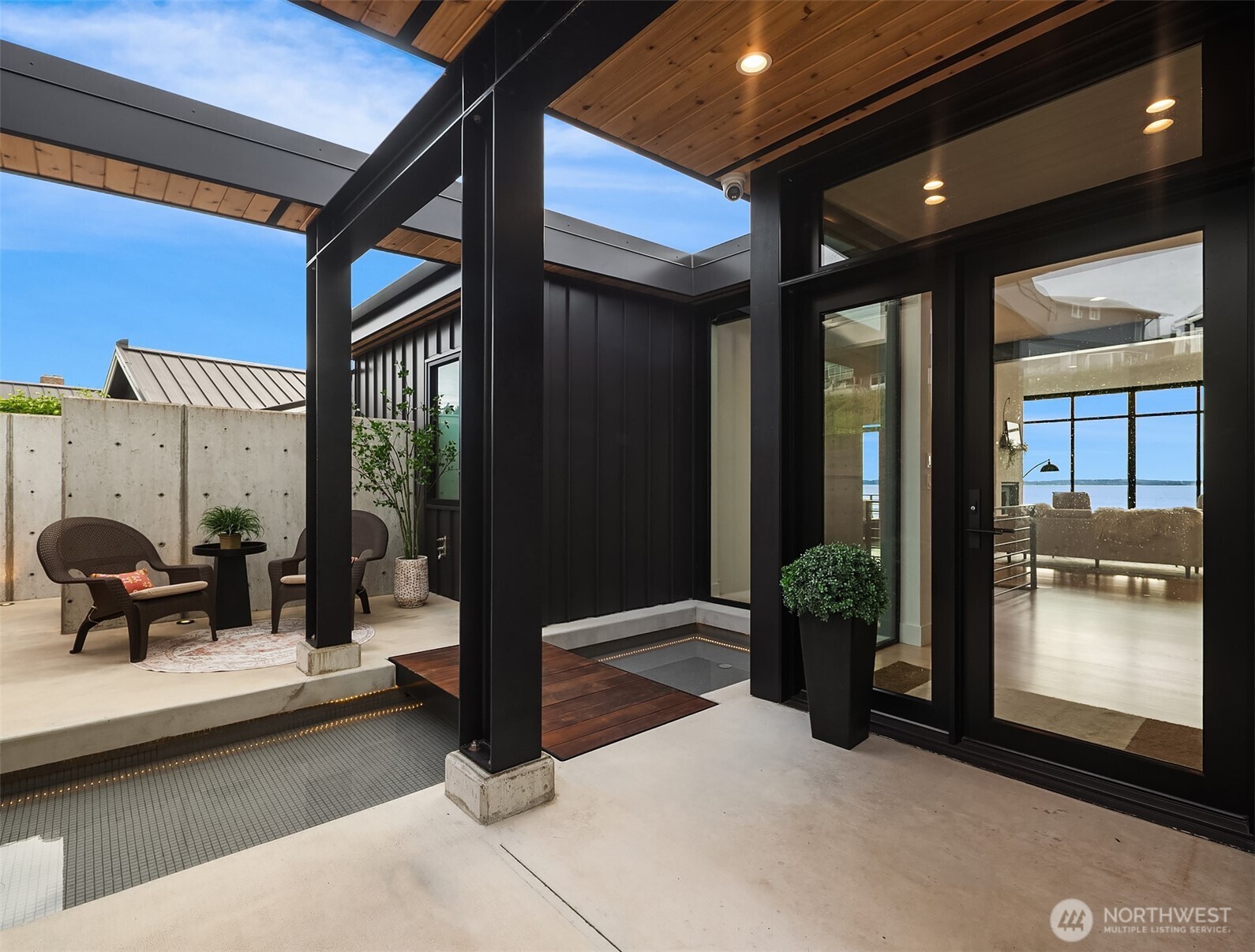 1104 Bayshore Drive