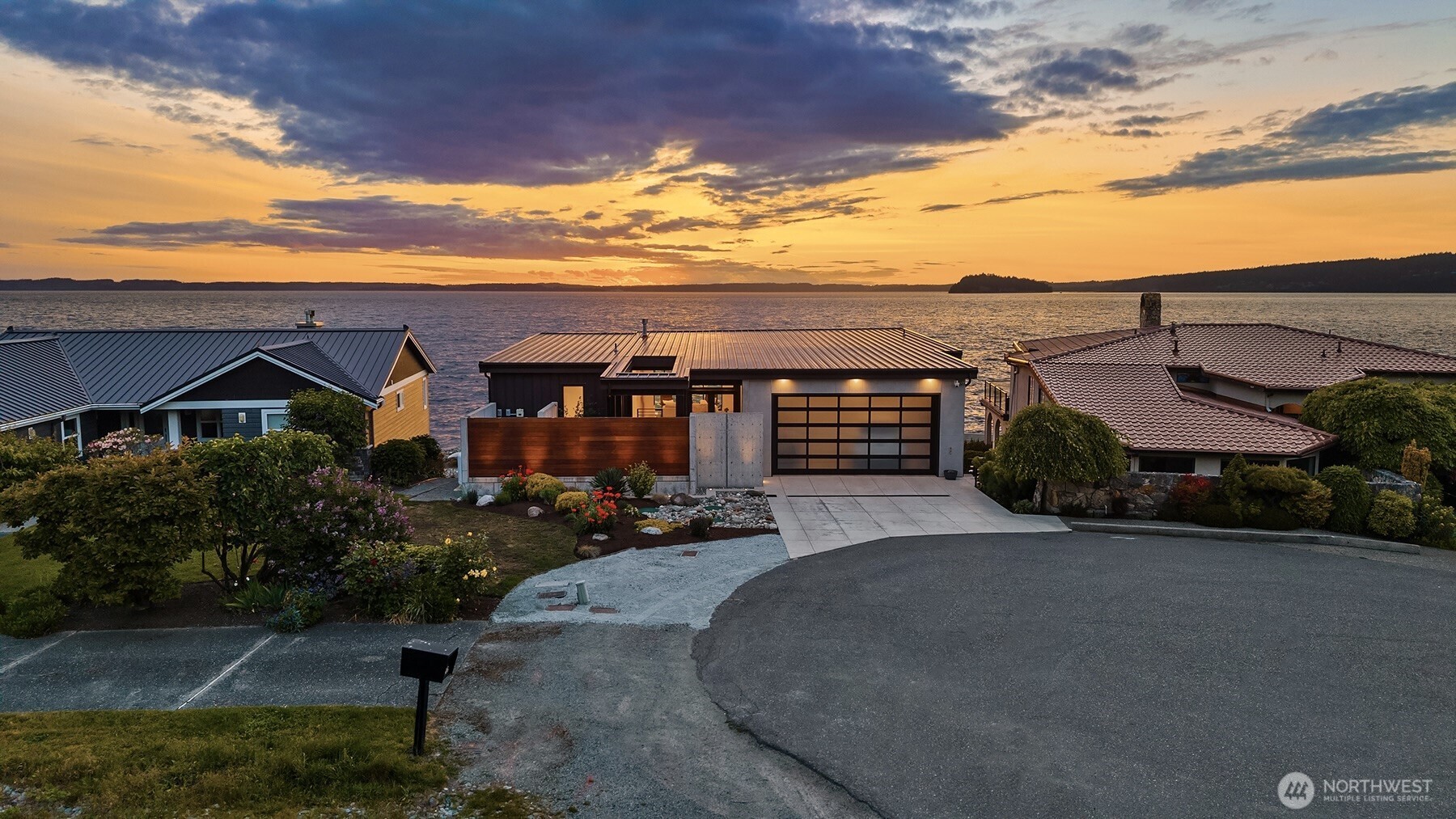 1104 Bayshore Drive