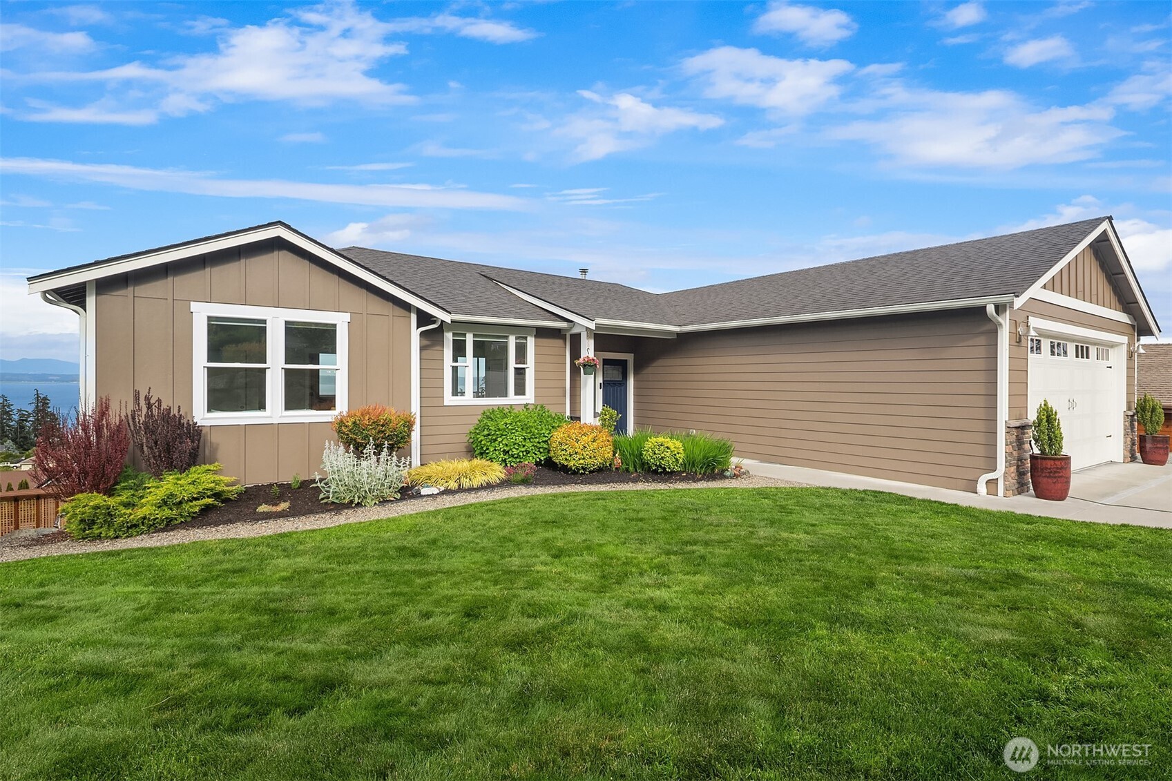 1037 Lightning Way