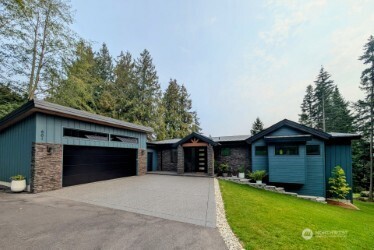 501 Vesper Way