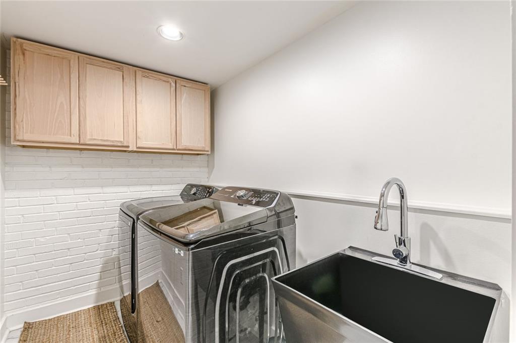 3085 Remington Street