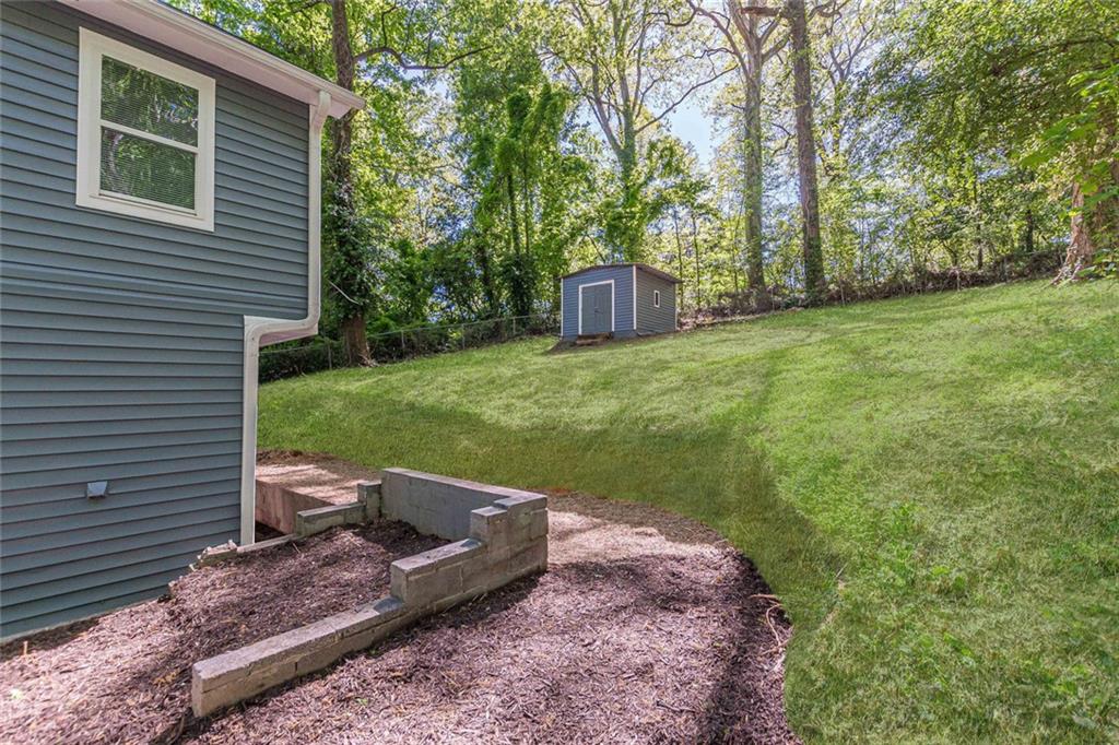 214 Adeline Avenue SW