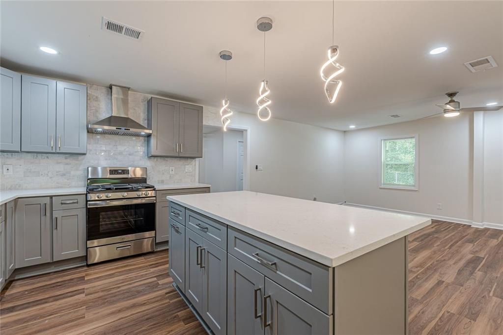214 Adeline Avenue SW