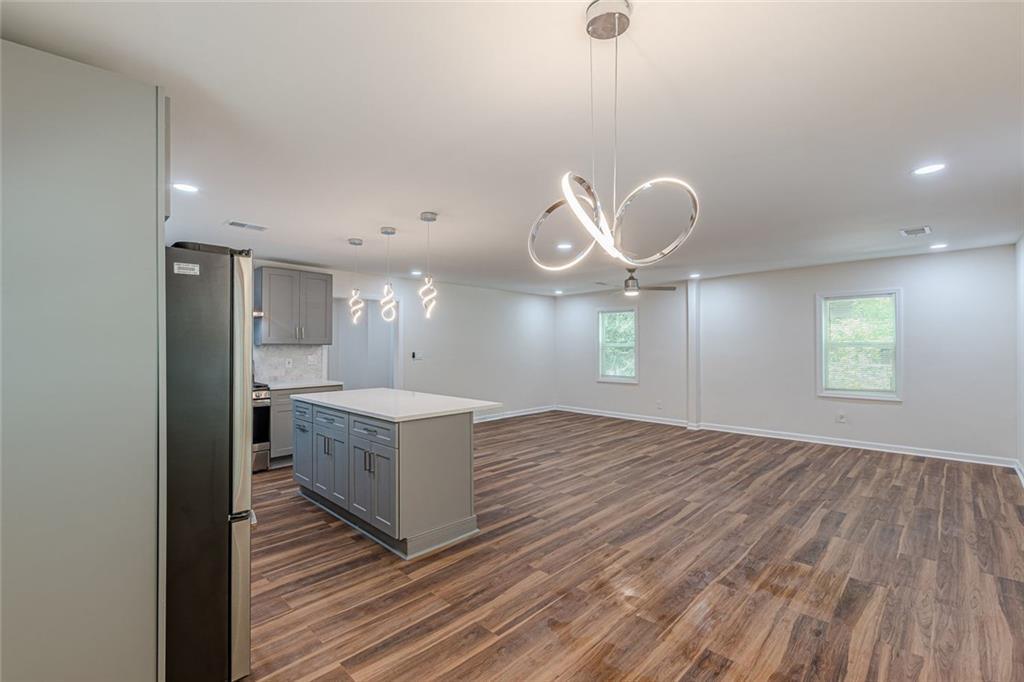 214 Adeline Avenue SW