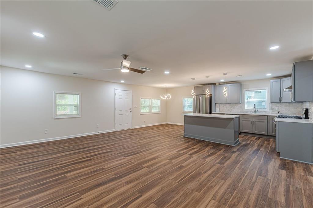 214 Adeline Avenue SW