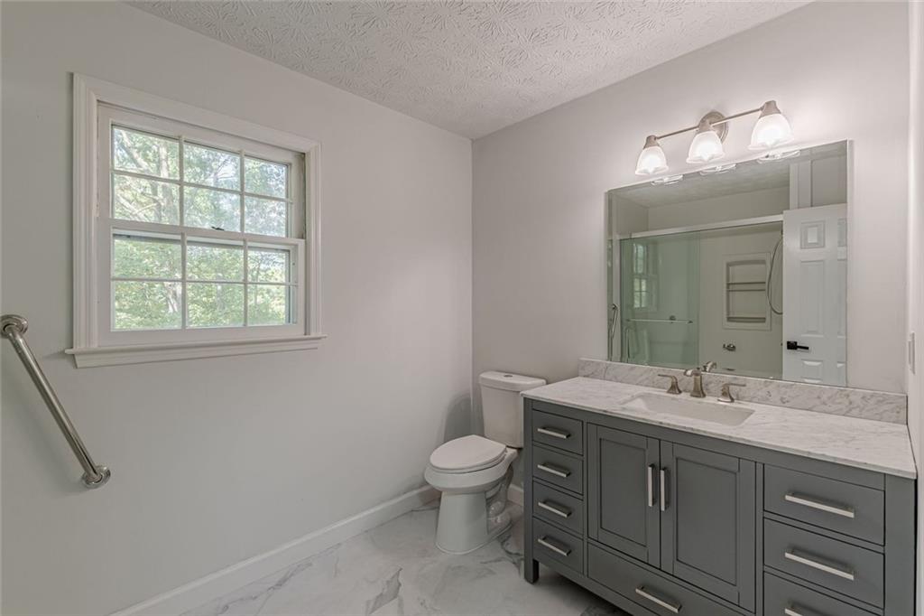 2011 Old Peachtree Road NW