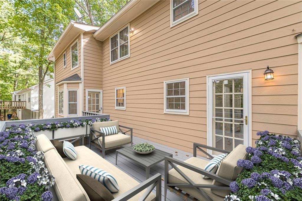 2011 Old Peachtree Road NW