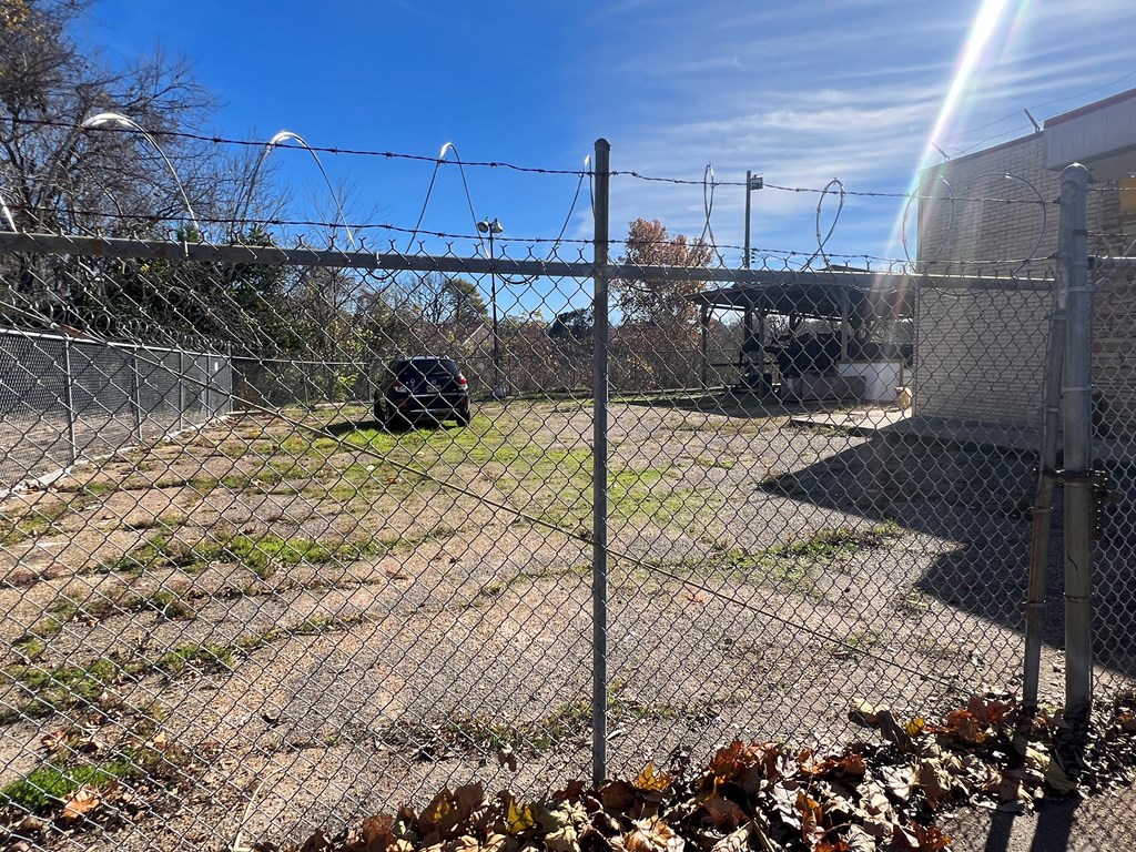 3421 Washington Street