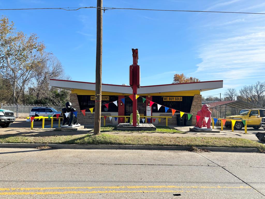 3421 Washington Street