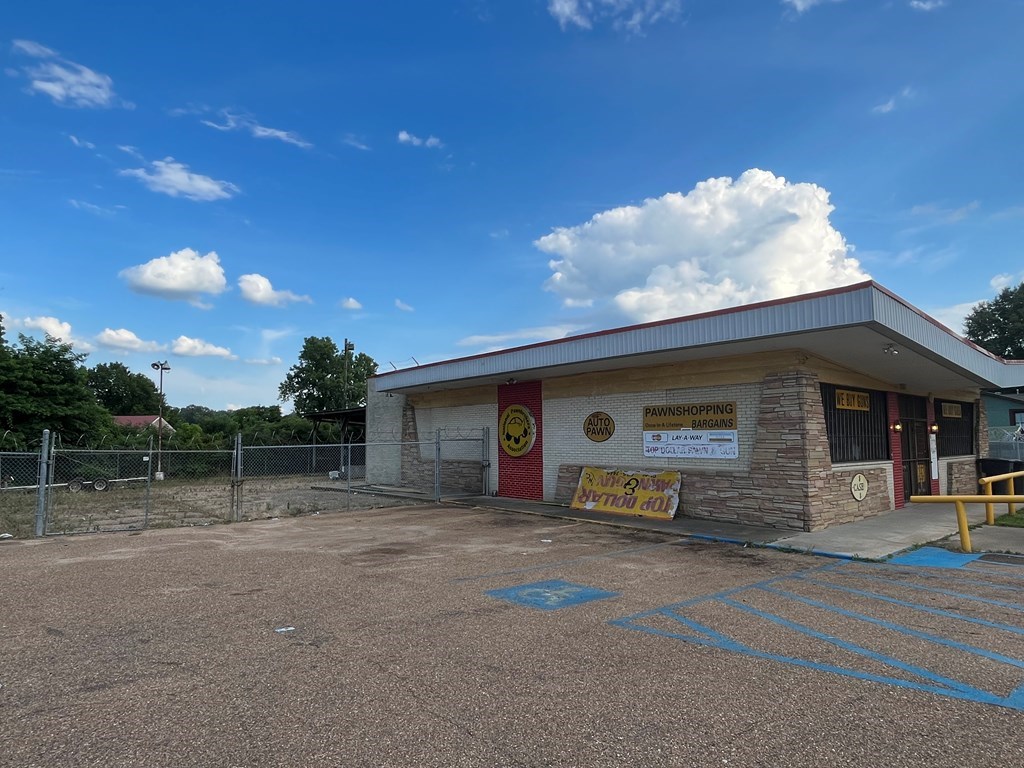 3421 Washington Street