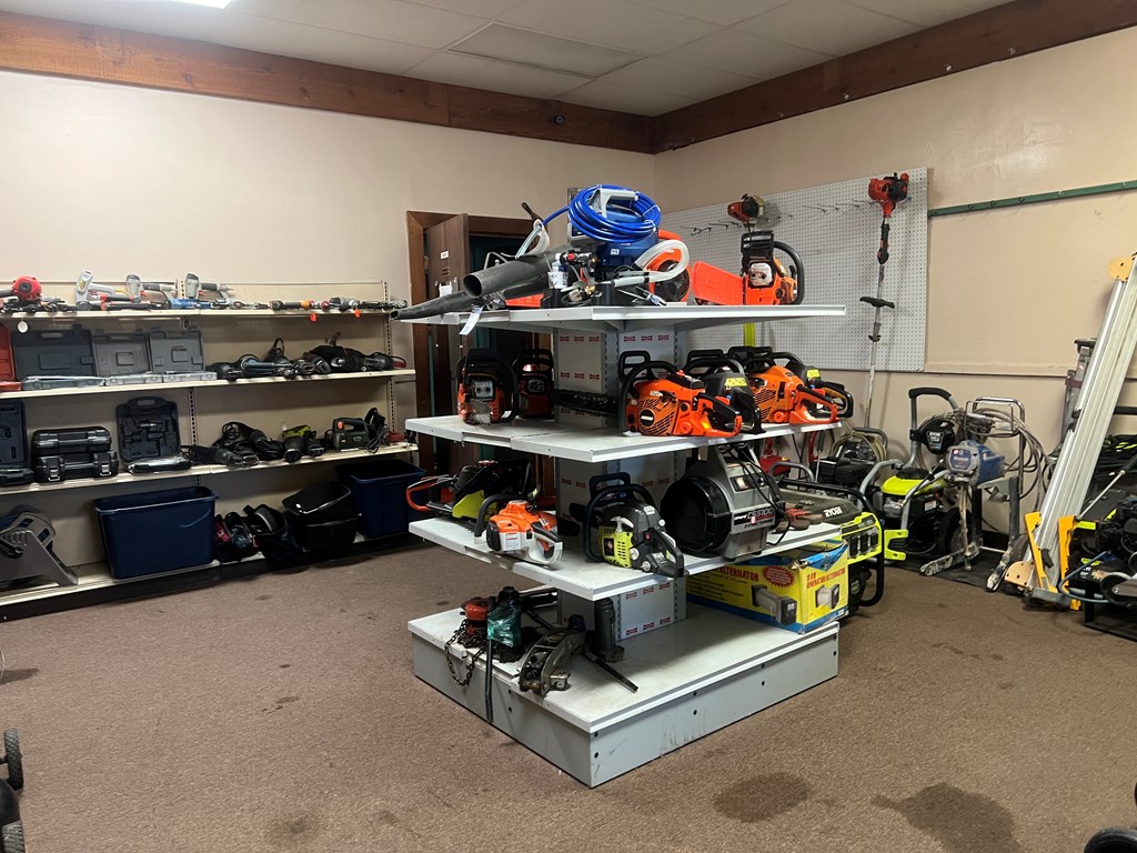 3421 Washington Street