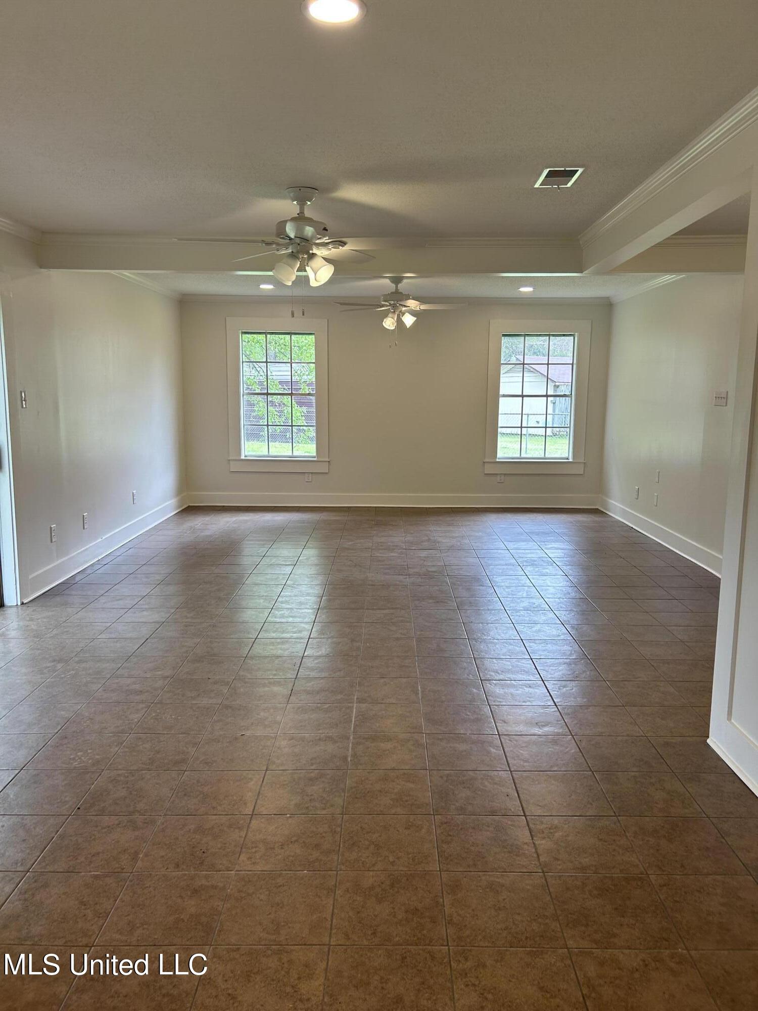 115 Canary Cove Cove