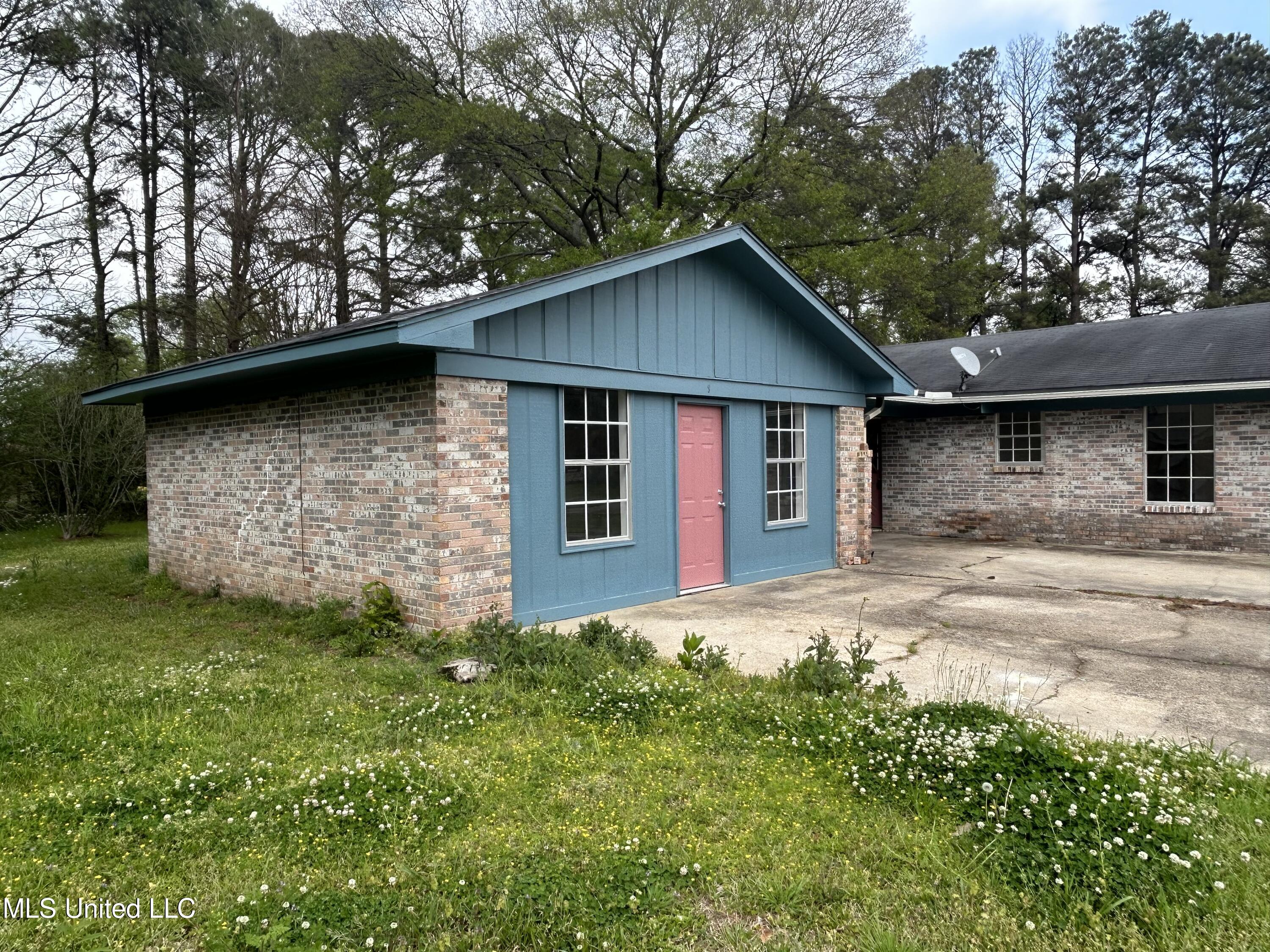 115 Canary Cove Cove