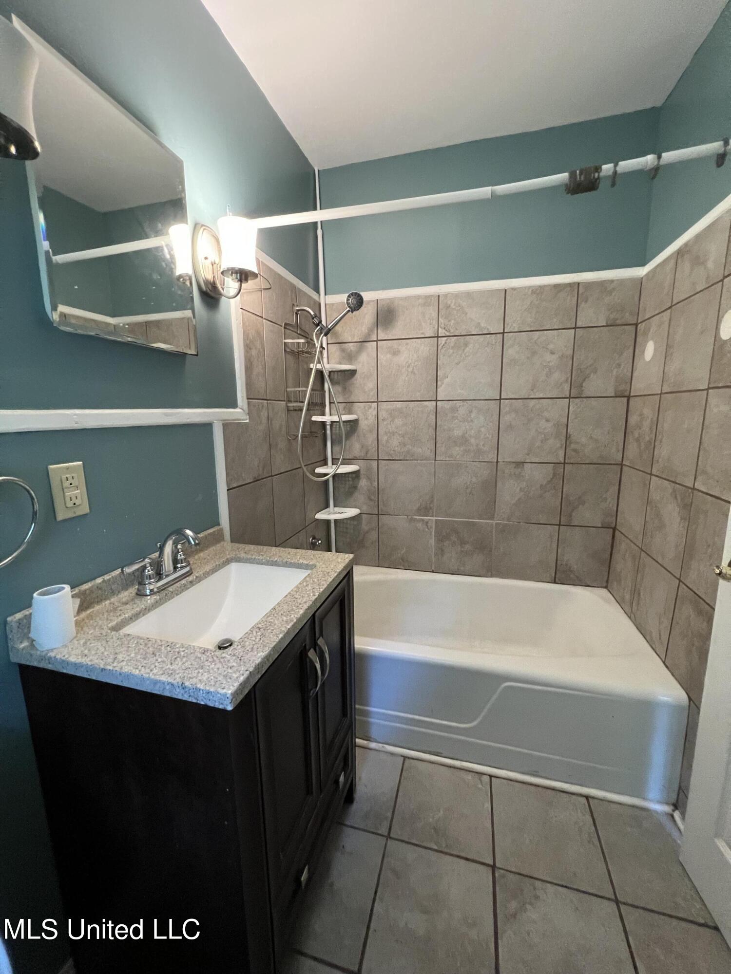 2310 Grenada Boulevard